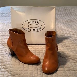 Steve Madden ankle boots.